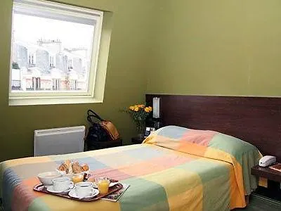 Hotel Apolonia Paris Montmartre; Sure Hotel Collection By Best Western Francia