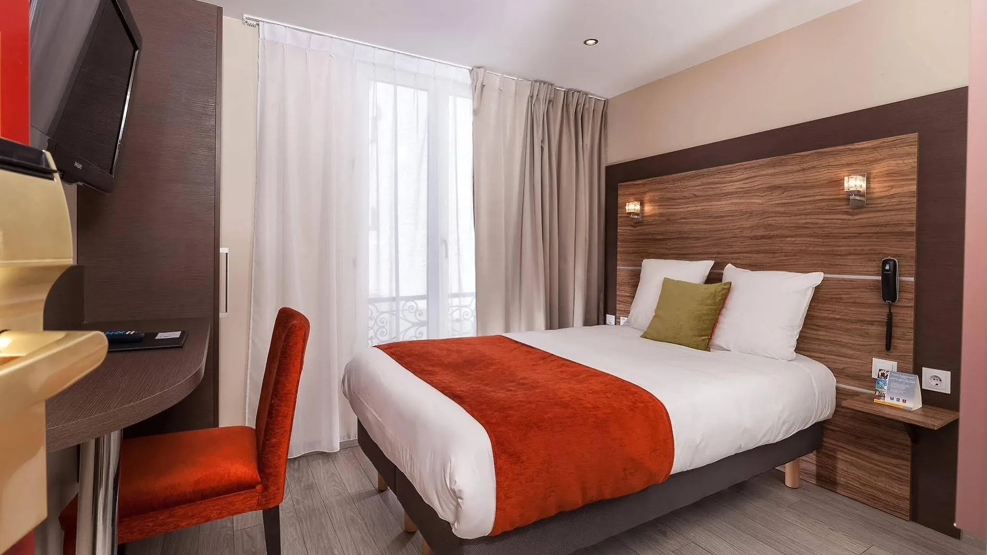 Hotel Apolonia Paris Montmartre; Sure Hotel Collection By Best Western