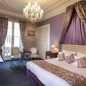 Claridge **** Paris