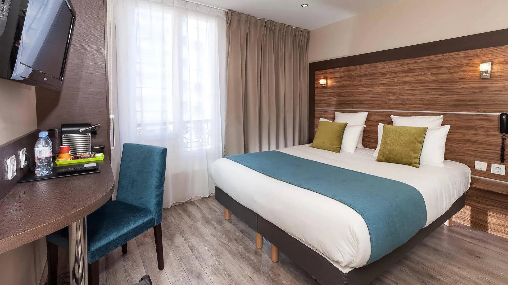 Hotel Apolonia Paris Montmartre; Sure Hotel Collection By Best Western