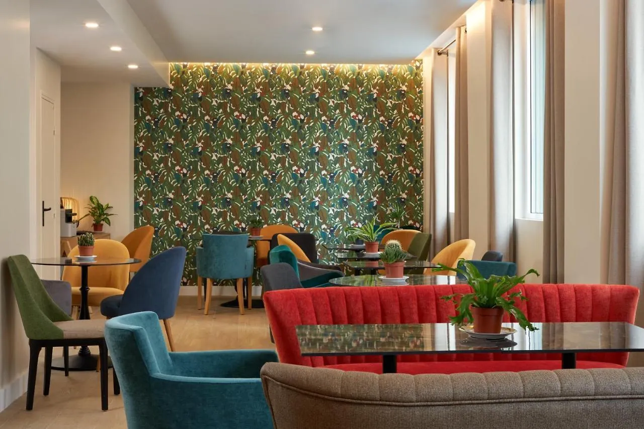 Hotel Apolonia Paris Montmartre; Sure Hotel Collection By Best Western France