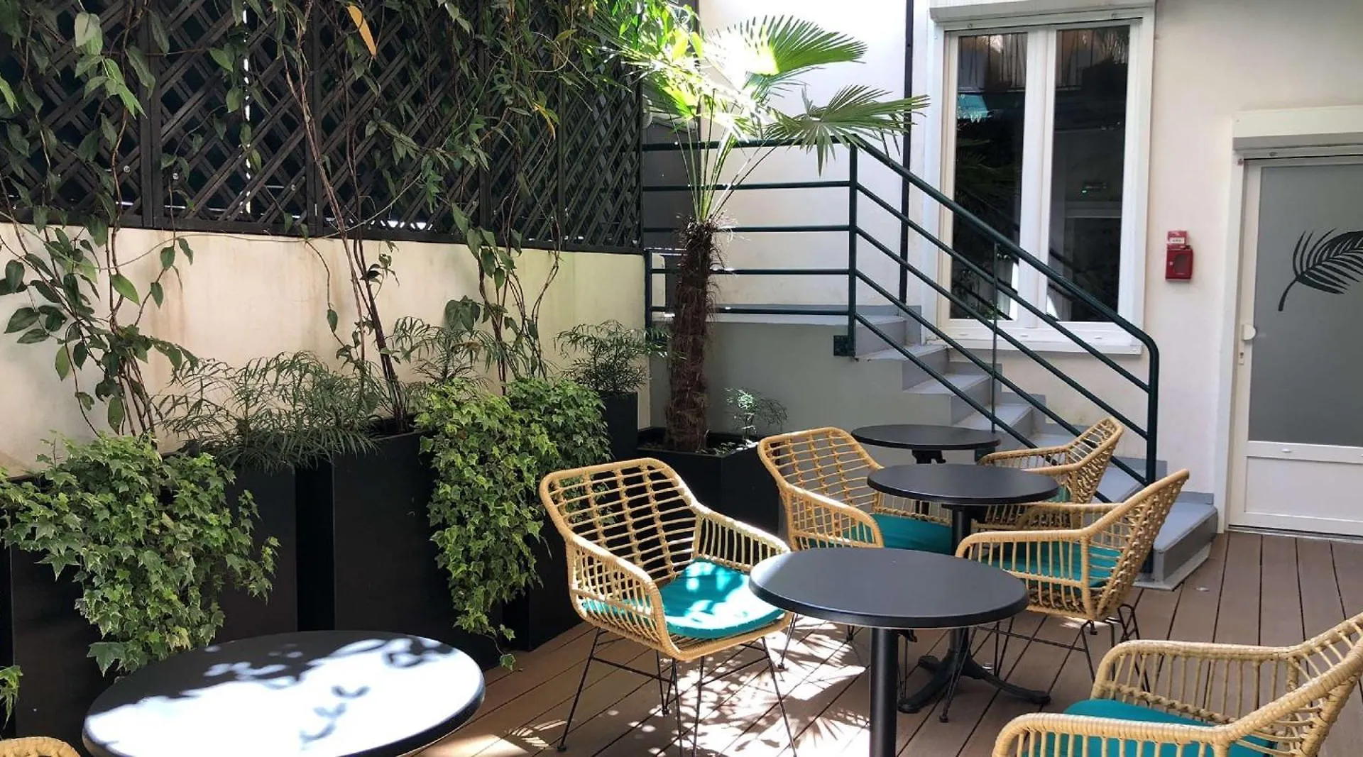 ***  Hotel Apolonia Paris Montmartre; Sure Hotel Collection By Best Western France