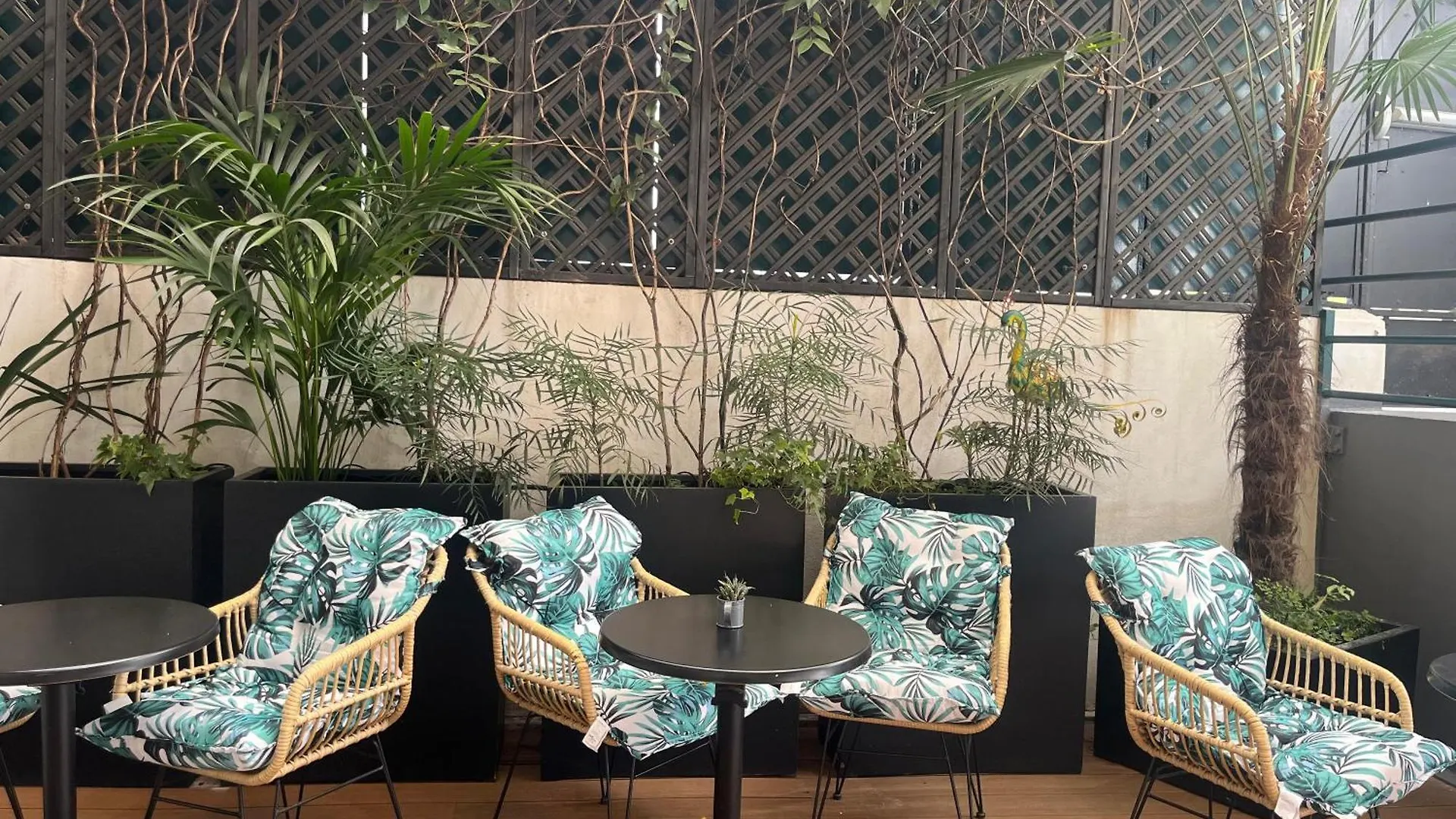 Hotel Apolonia Paris Montmartre; Sure Hotel Collection By Best Western