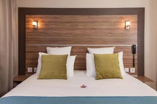 Hotel Apolonia Paris Montmartre; Sure Hotel Collection By Best Western France
